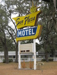 Sun Plaza Motel sign Silver Springs, FL